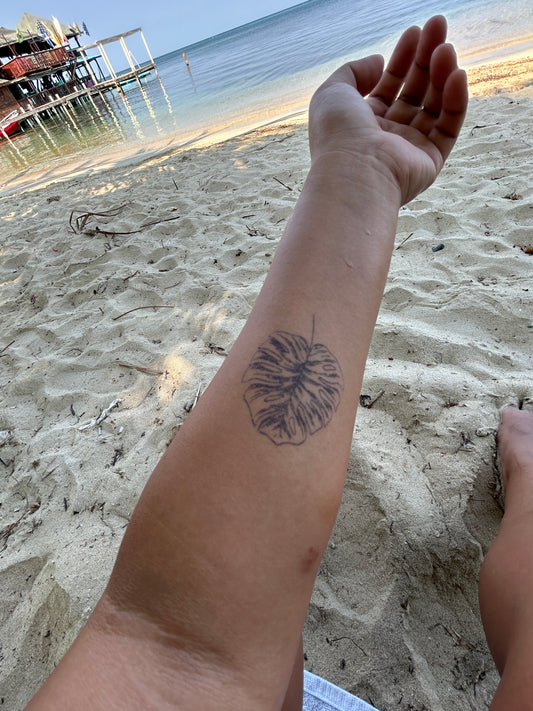 Monsteria Tattoo | 2 Week Temporary Tattoo | Semi Permanent Tattoo | Plant Based Vegan Tattoo | Leaf Tattoo | Plant Tattoo | Organic Tattoo | Gift Idea | Boho Tattoo | Bohemian Tattoo